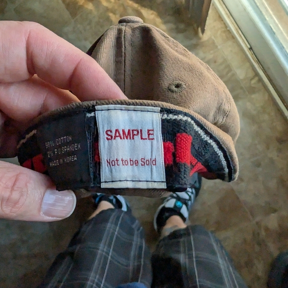 Men's L/XL Volcom flexfit hat (rare) - Picture 5 of 5